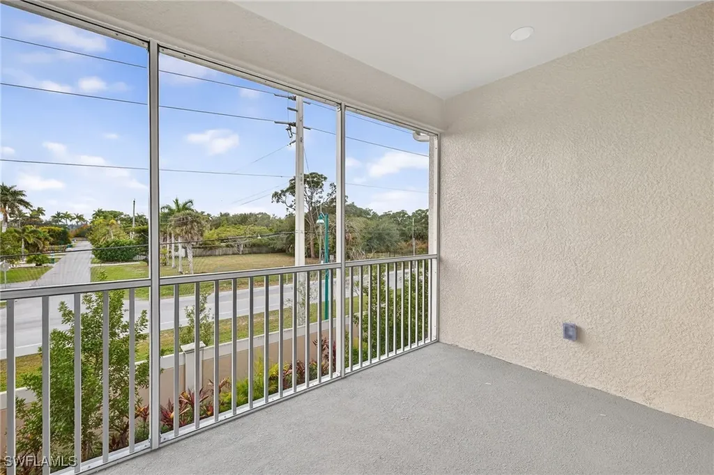 4646 Arboretum Circle Naples FL 34112