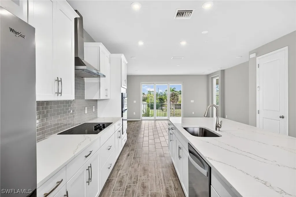 4646 Arboretum Circle Naples FL 34112