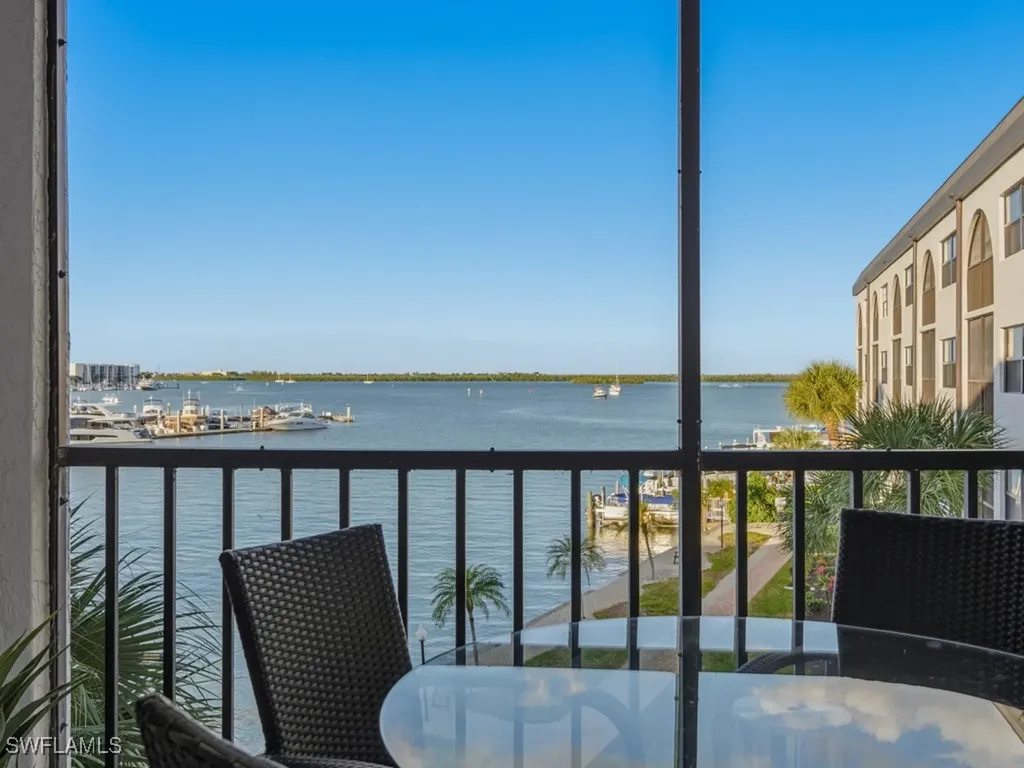 1003 Anglers Cove Marco Island FL 34145