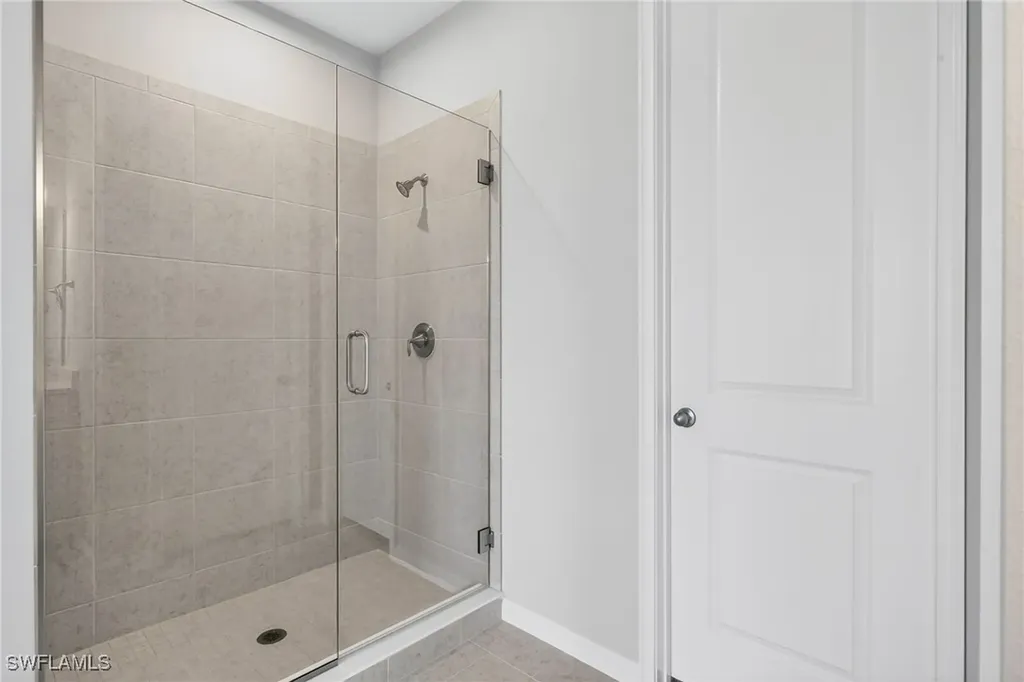4596 Arboretum Circle Naples FL 34112