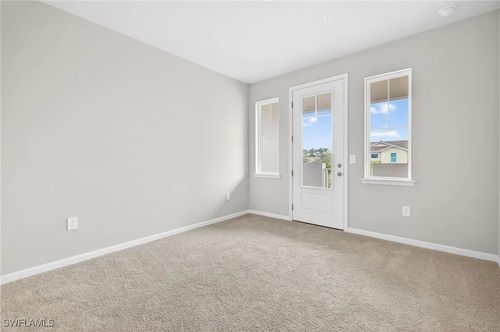 4596 Arboretum Circle Naples FL 34112