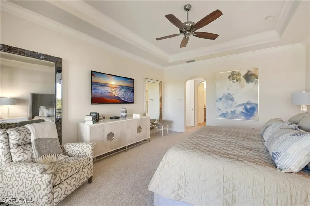 2555 Marquesa Royale Lane Naples FL 34109