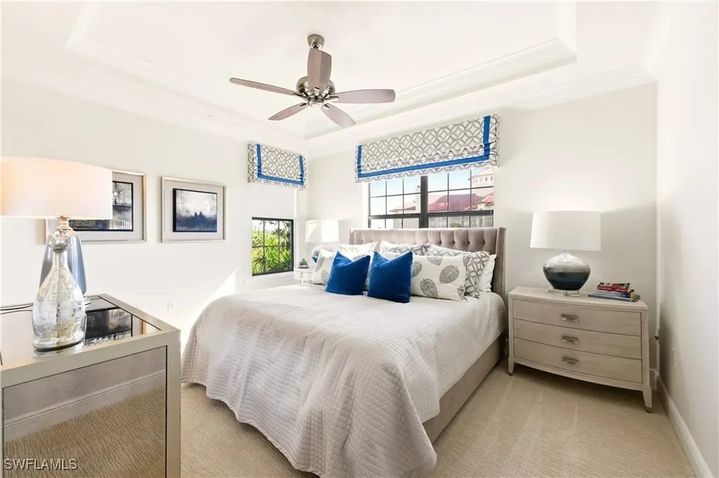 2555 Marquesa Royale Lane Naples FL 34109