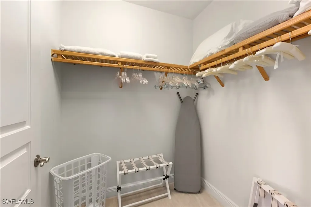 2555 Marquesa Royale Lane Naples FL 34109