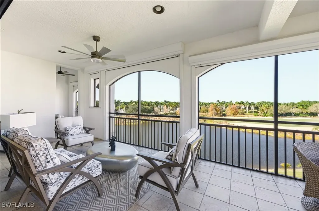 2555 Marquesa Royale Lane Naples FL 34109