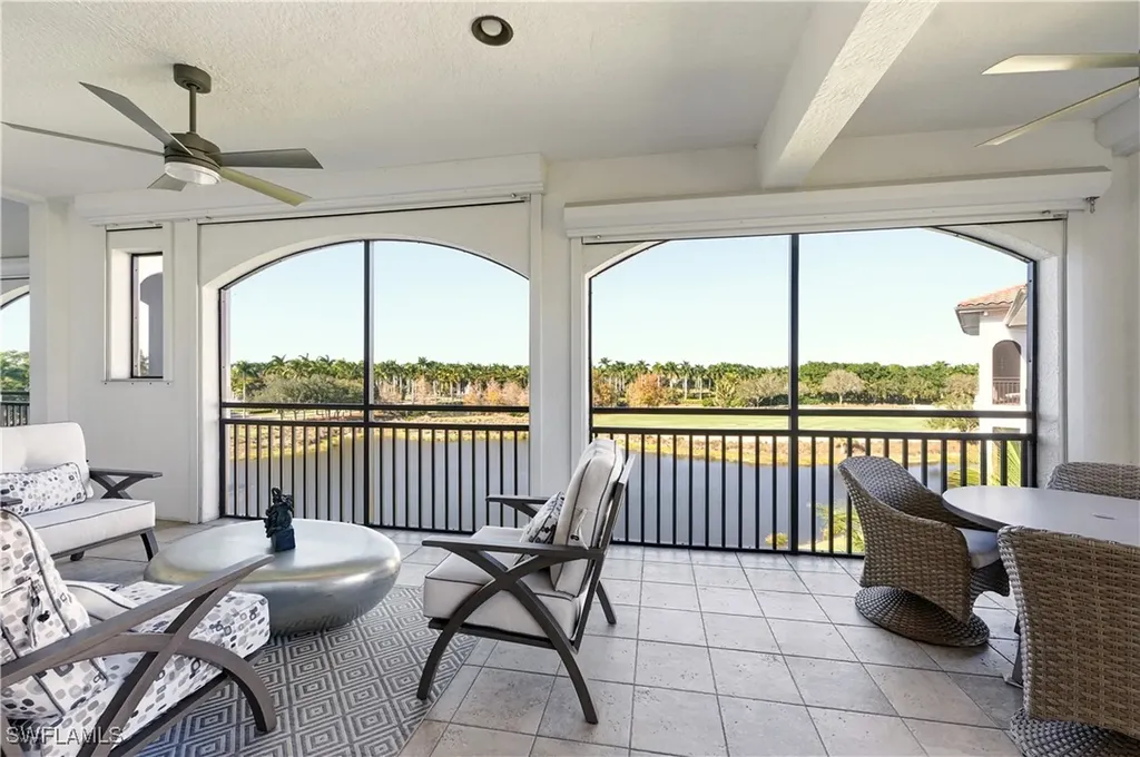 2555 Marquesa Royale Lane Naples FL 34109