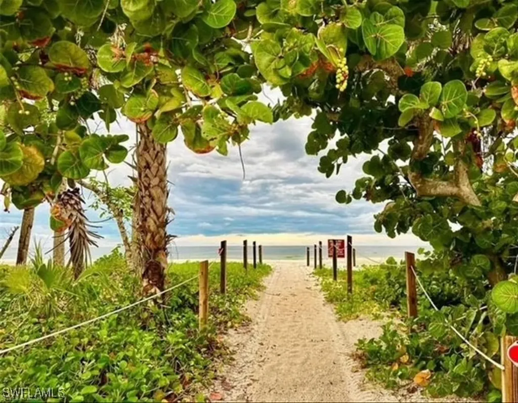 866 Carrick Bend Circle Naples FL 34110