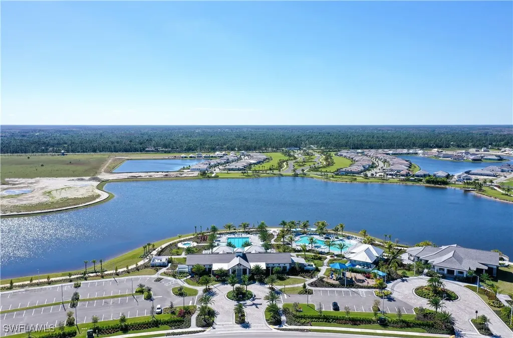 4671 Skysail Drive Naples FL 34120