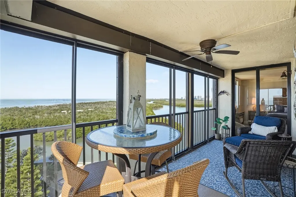 17 Bluebill Avenue Naples FL 34108