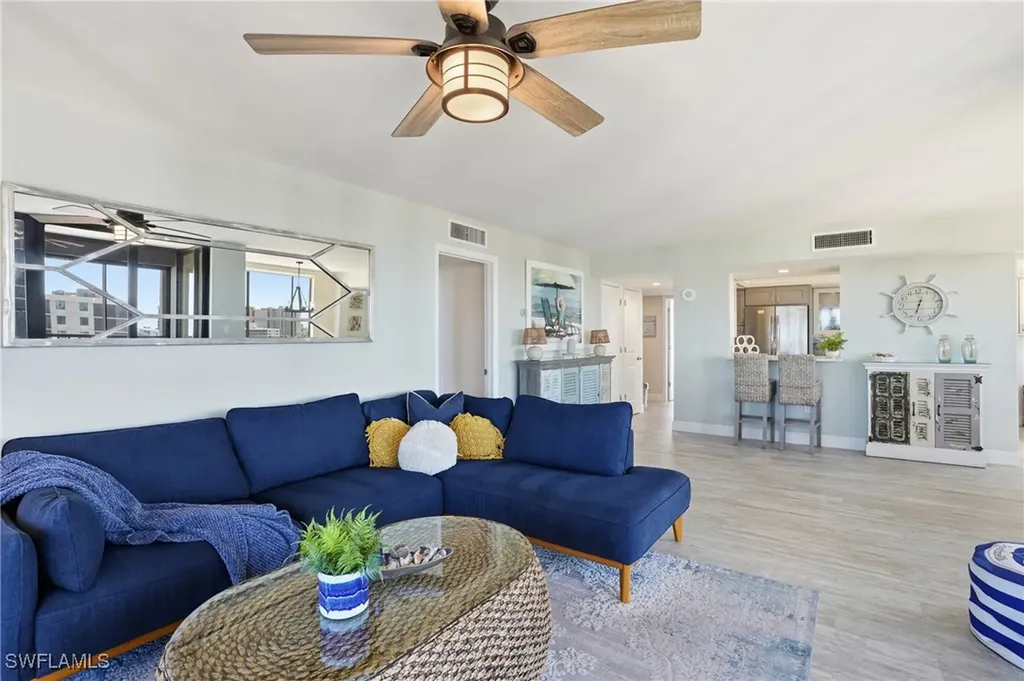 17 Bluebill Avenue Naples FL 34108