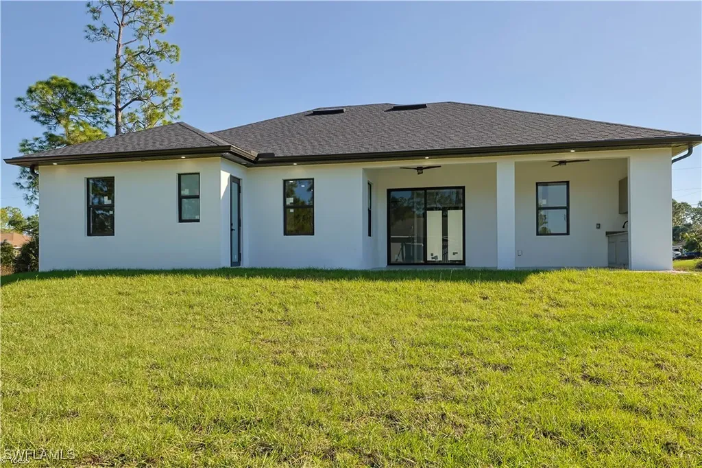 912 Bell Boulevard S Lehigh Acres FL 33974
