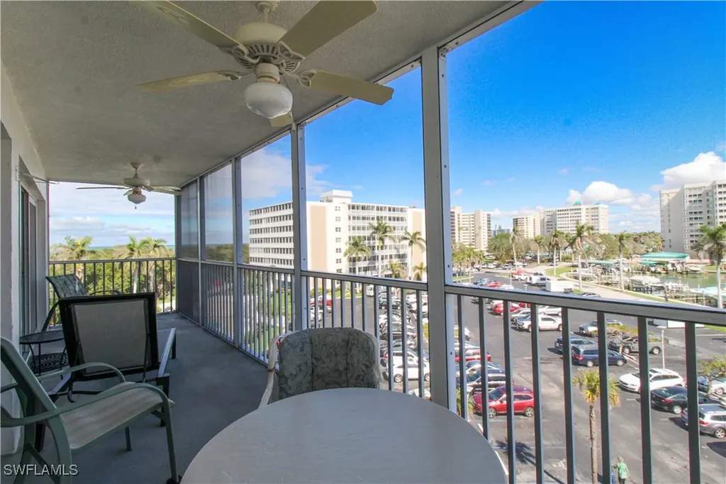 1 Bluebill Avenue Naples FL 34108