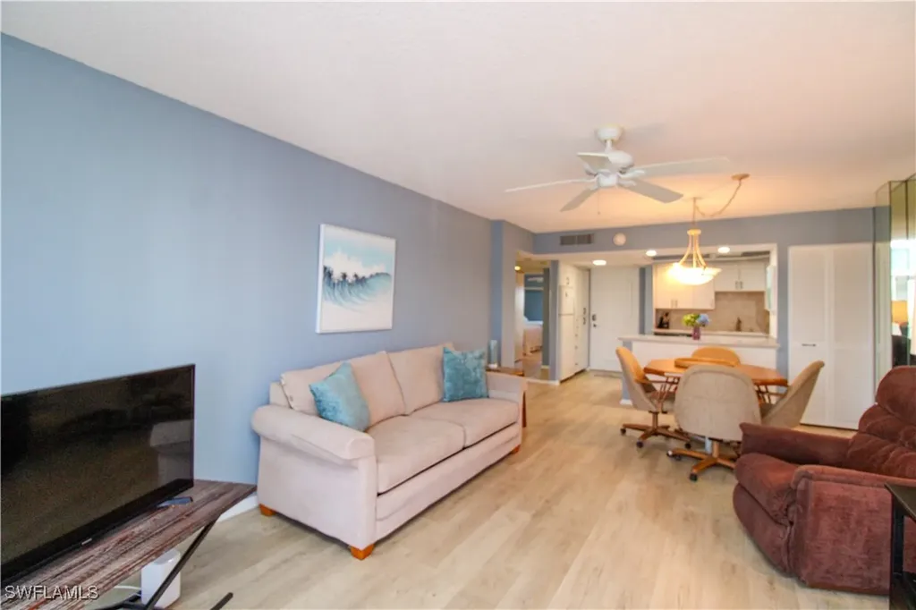 1 Bluebill Avenue Naples FL 34108