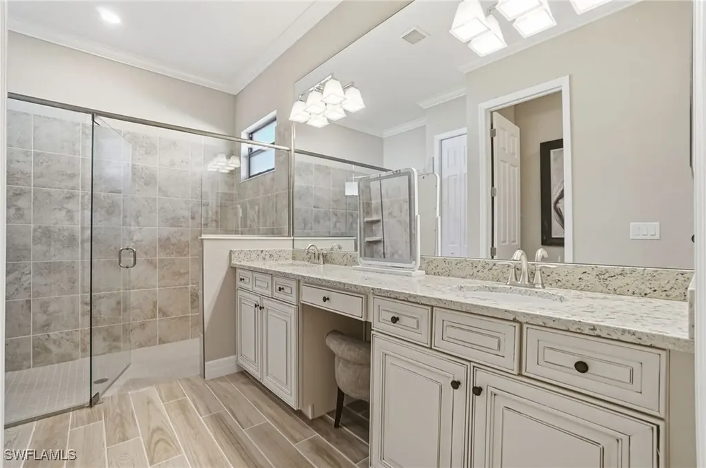 28017 Foxrock Court Bonita Springs FL 34135