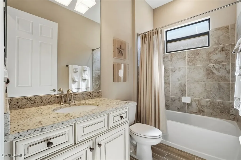 28017 Foxrock Court Bonita Springs FL 34135