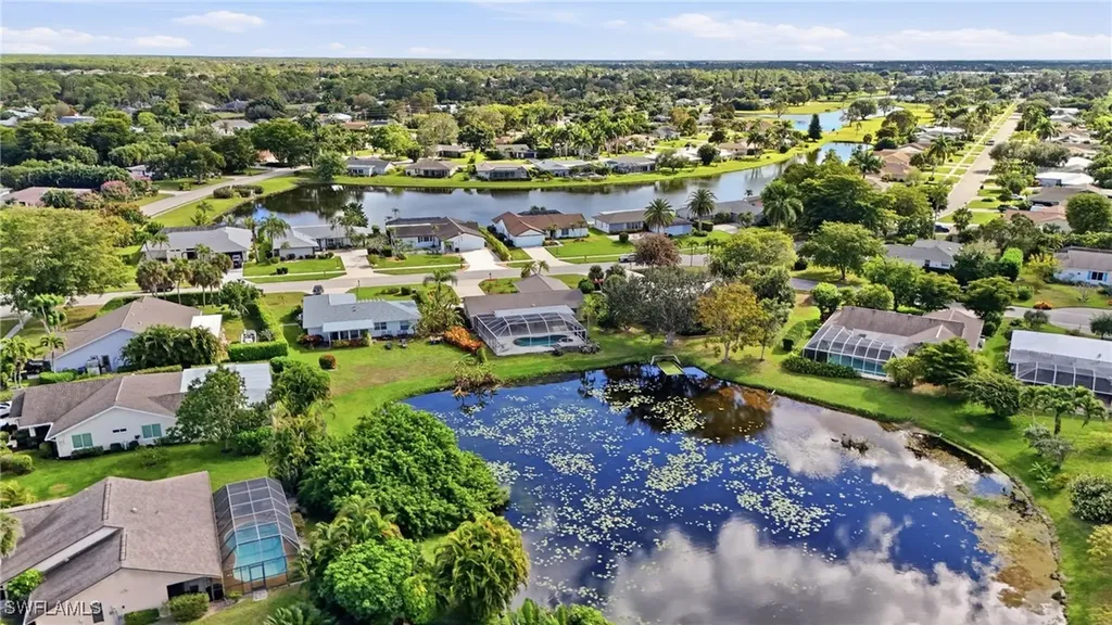 4480 Beechwood Lake Drive Naples FL 34112