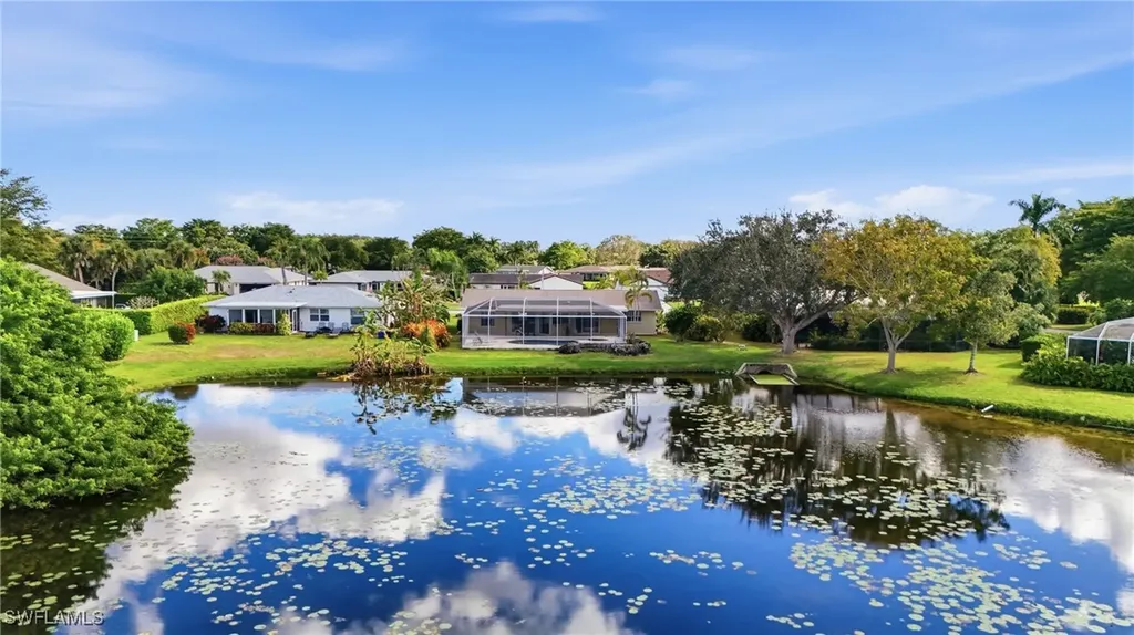4480 Beechwood Lake Drive Naples FL 34112