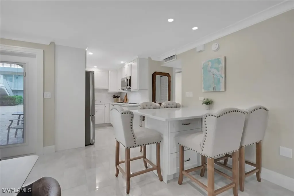 642 12th Avenue S Naples FL 34102
