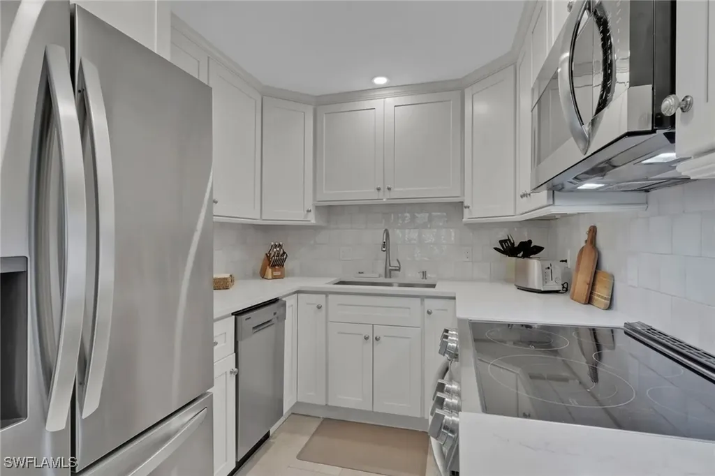 642 12th Avenue S Naples FL 34102
