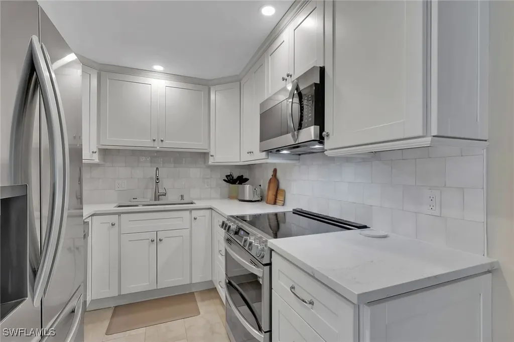 642 12th Avenue S Naples FL 34102