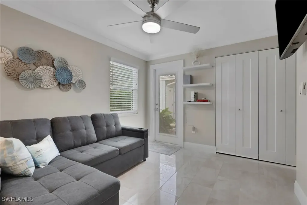642 12th Avenue S Naples FL 34102