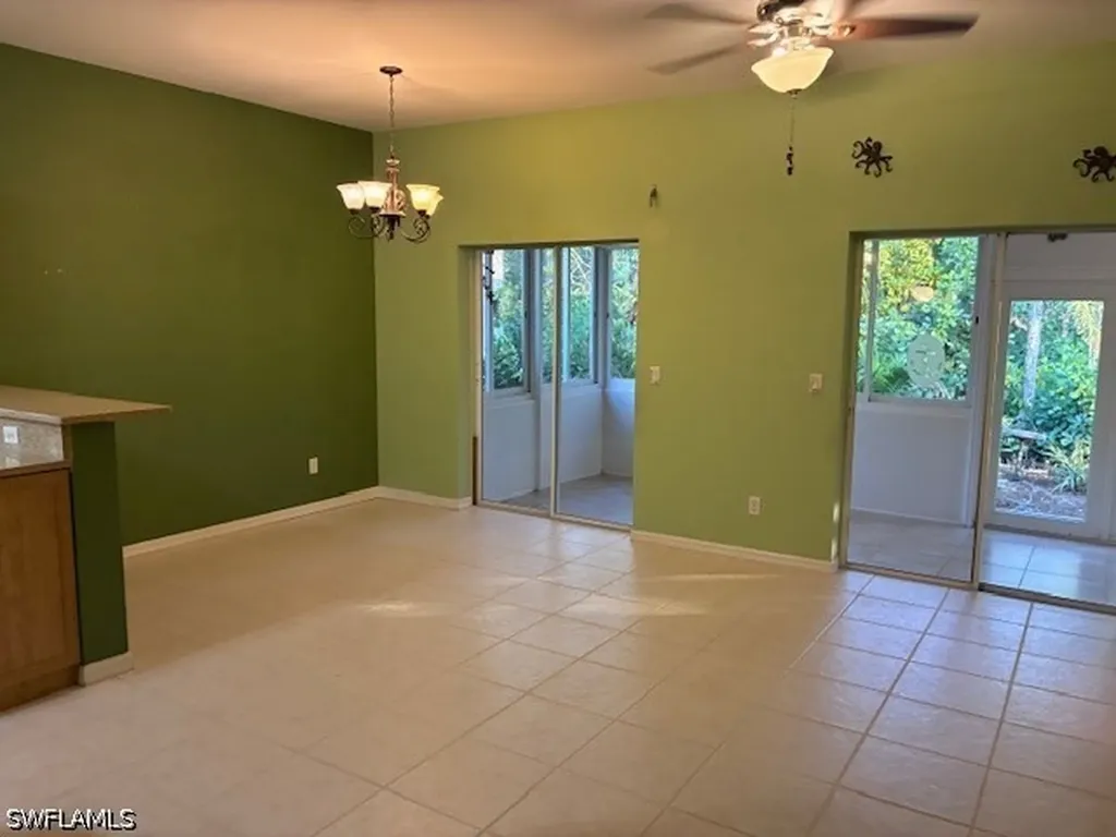 10727 Maui Circle Estero FL 33928