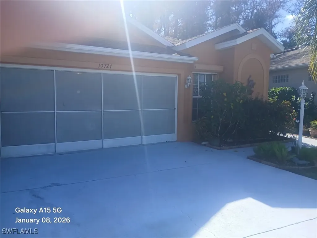 10727 Maui Circle Estero FL 33928