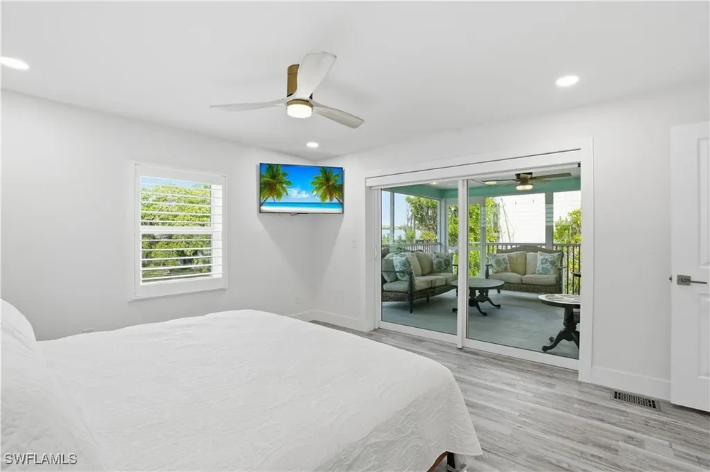 270 Dundee Road Fort Myers Beach FL 33931