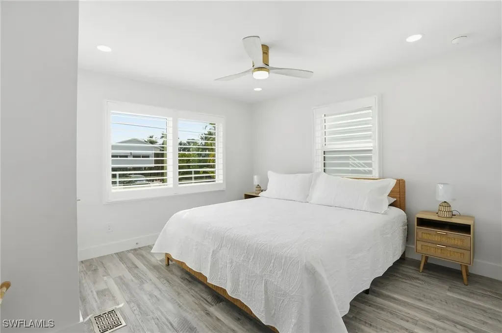 270 Dundee Road Fort Myers Beach FL 33931