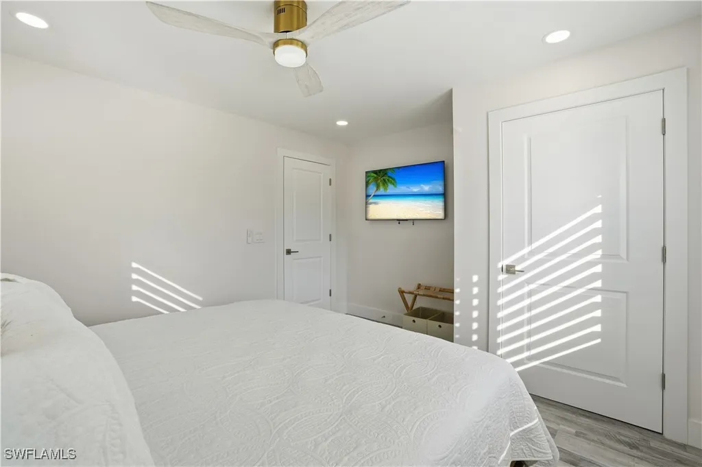 270 Dundee Road Fort Myers Beach FL 33931