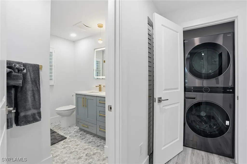 270 Dundee Road Fort Myers Beach FL 33931