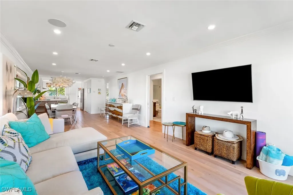 320 14th Avenue S Naples FL 34102