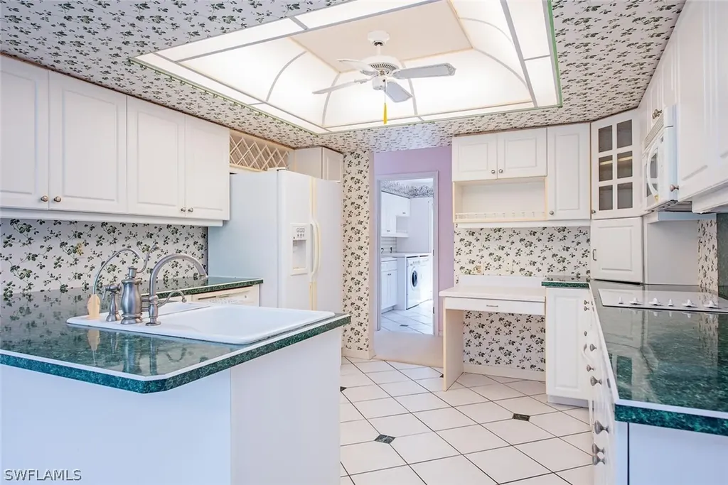 811 Arrowhead Lane Naples FL 34108