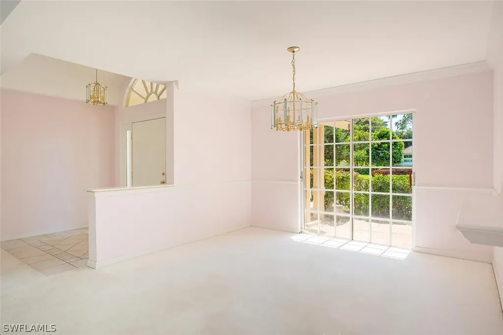 811 Arrowhead Lane Naples FL 34108