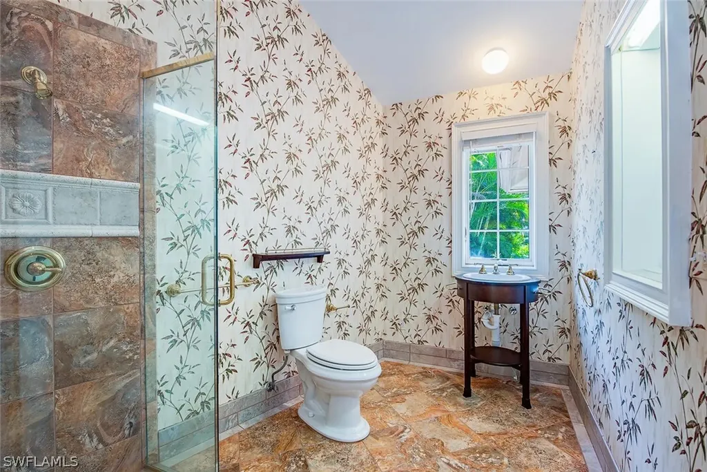 811 Arrowhead Lane Naples FL 34108