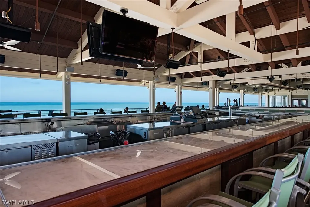 811 Arrowhead Lane Naples FL 34108