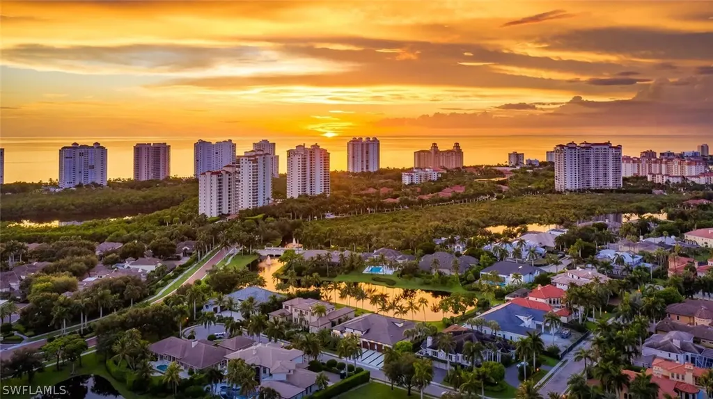 811 Arrowhead Lane Naples FL 34108