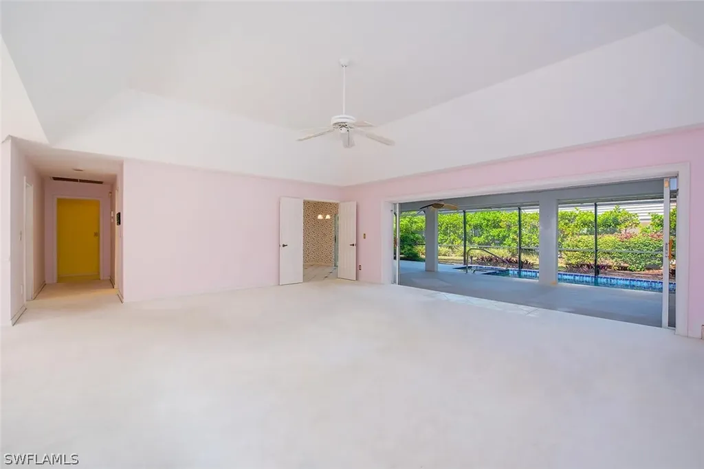 811 Arrowhead Lane Naples FL 34108