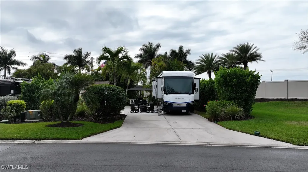 4628 Southern Breeze Drive Naples FL 34114