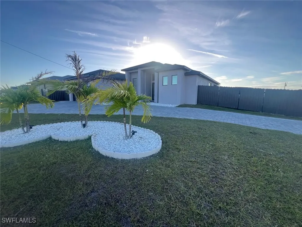 128 Nelson Road N Cape Coral FL 33993