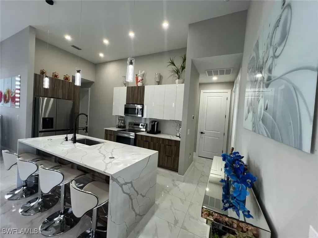 128 Nelson Road N Cape Coral FL 33993