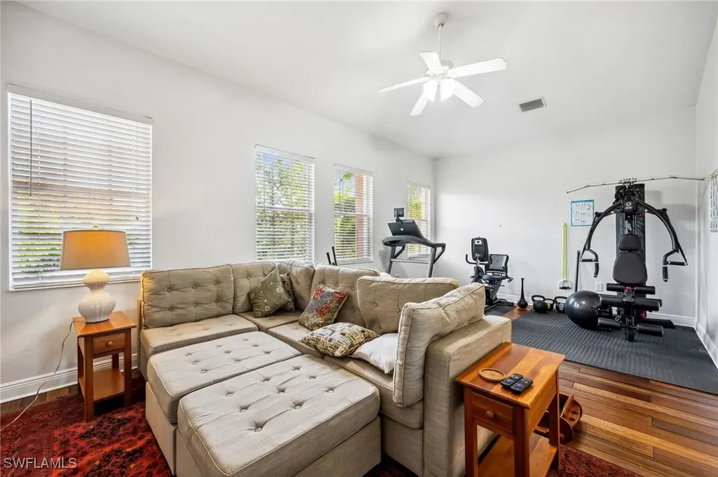 7859 Hawthorne Terrace Naples FL 34113