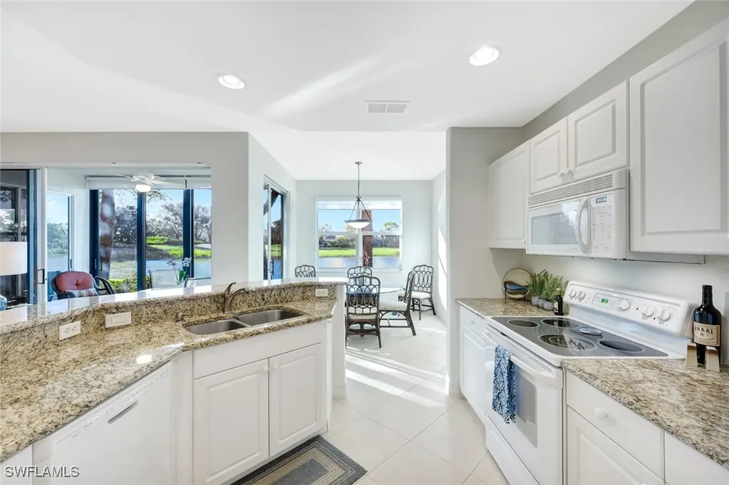 21810 Southern Hills Drive Estero FL 33928