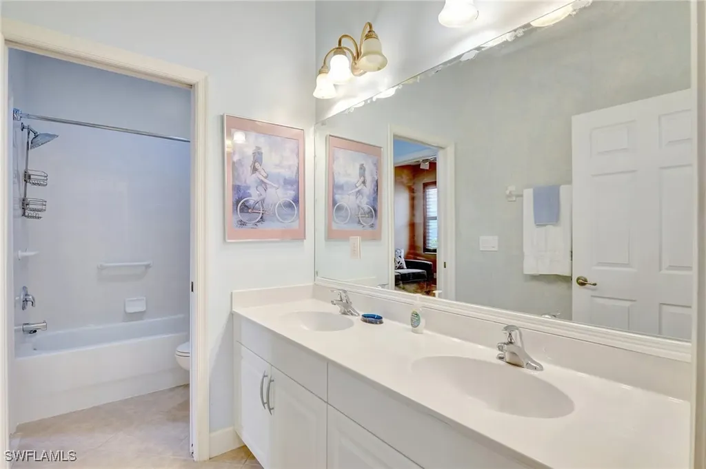 7903 Founders Circle Naples FL 34104