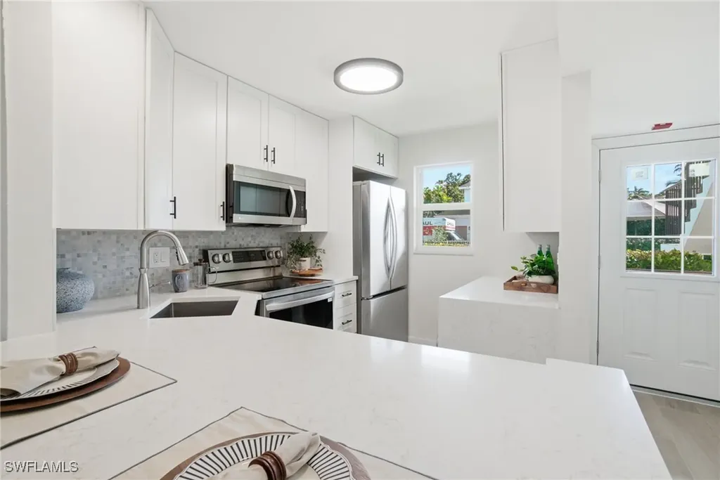 268 Banyan Boulevard Naples FL 34102