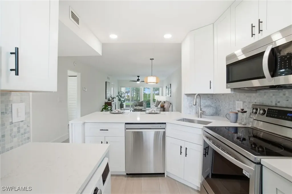 268 Banyan Boulevard Naples FL 34102