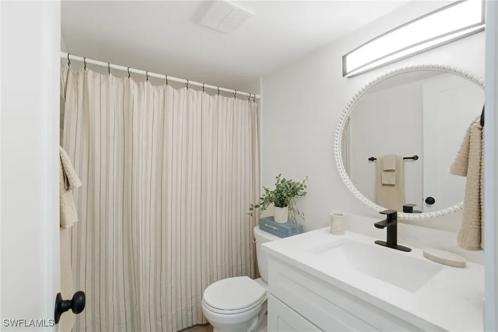 268 Banyan Boulevard Naples FL 34102