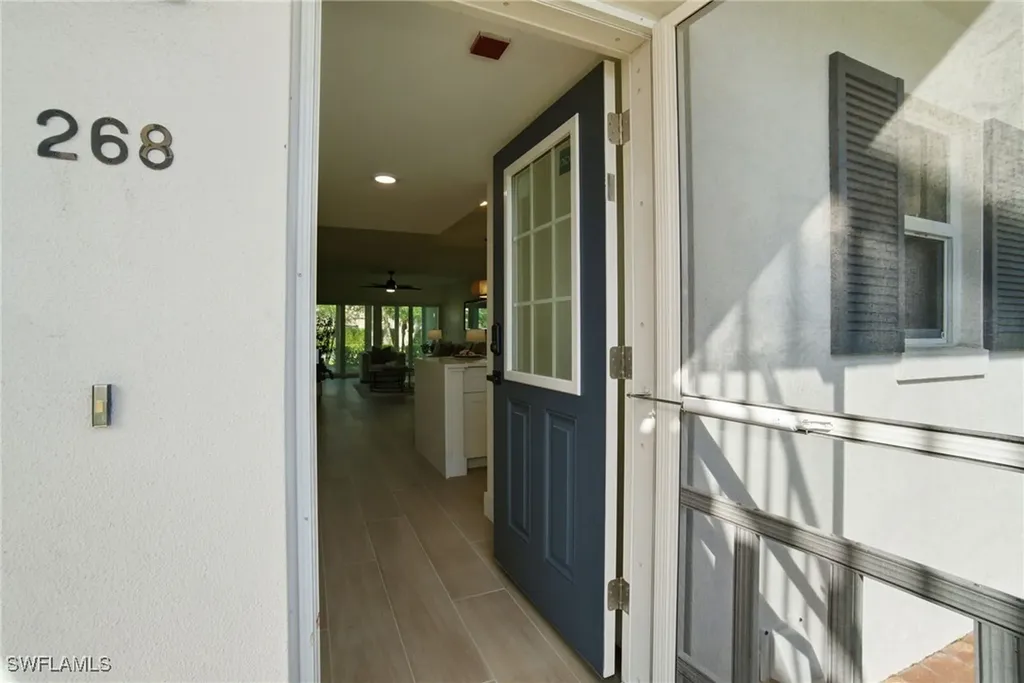 268 Banyan Boulevard Naples FL 34102