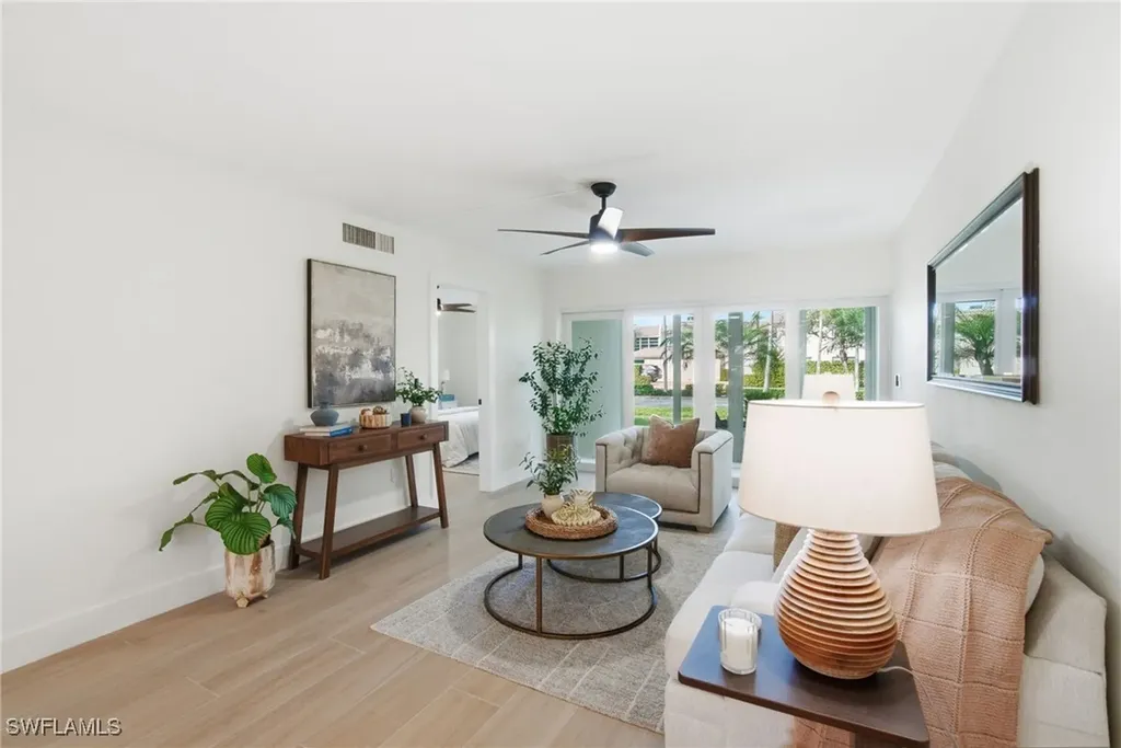 268 Banyan Boulevard Naples FL 34102