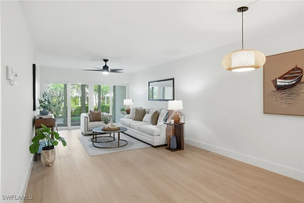 268 Banyan Boulevard Naples FL 34102